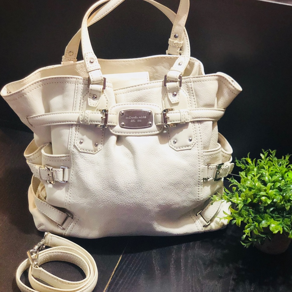 MICHAEL KORS SHOULDER BAG